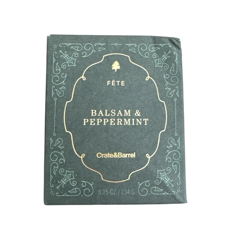Crate & Barrel Fete Silver Alpine Holiday 1-Wick Balsam & Peppermint Candle New